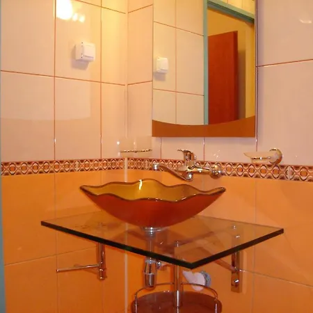 Harmony Hotel 2*